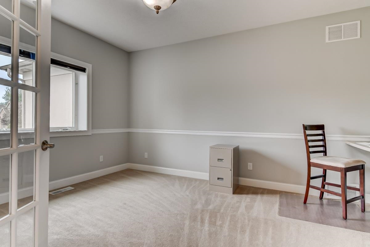 2800 Muirfield Road Springfield, IL 62711 - Photo 17 of 48