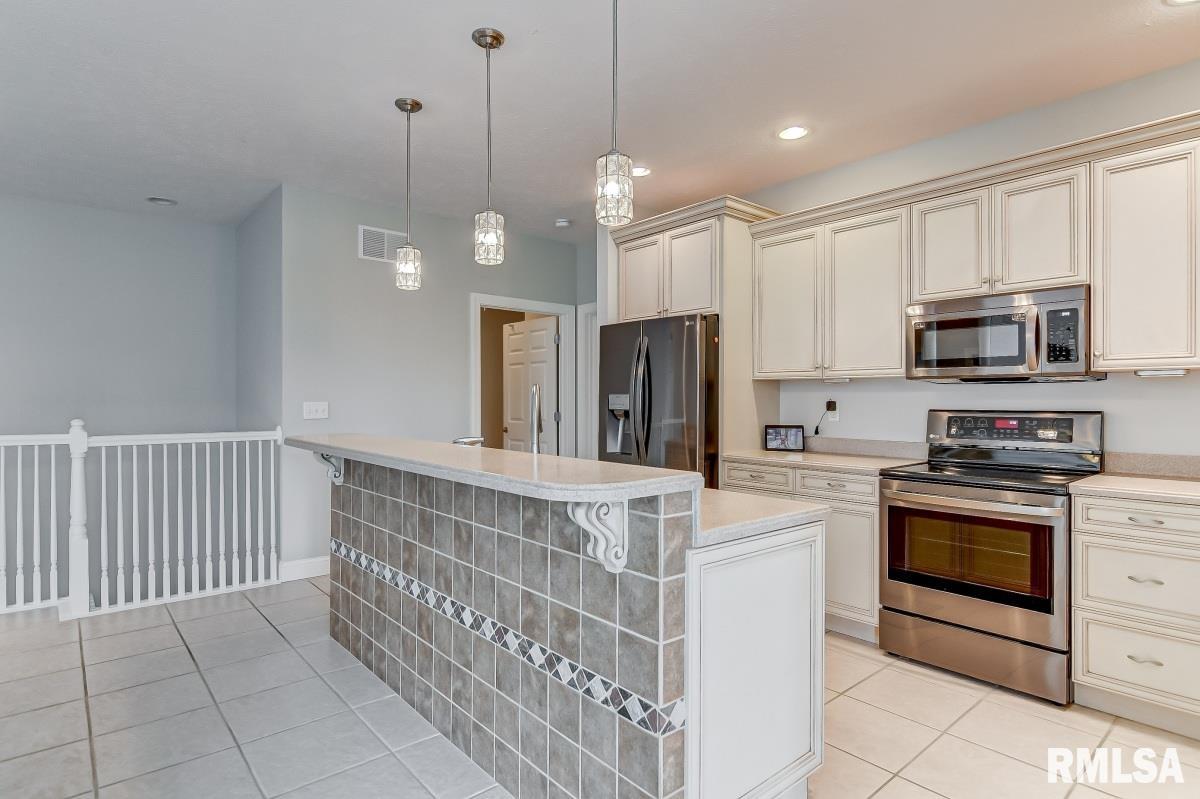 2800 Muirfield Road Springfield, IL 62711 - Photo 25 of 48