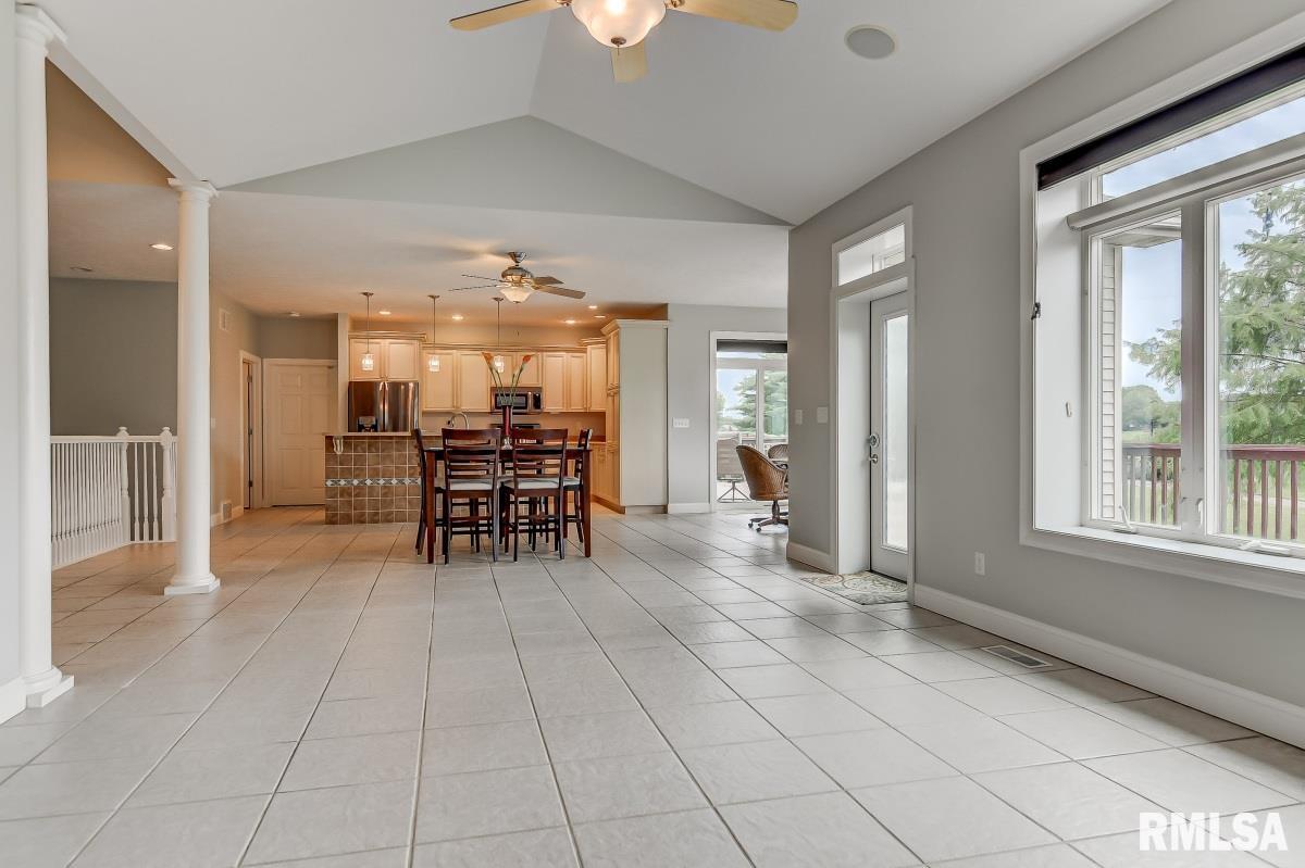 2800 Muirfield Road Springfield, IL 62711 - Photo 6 of 48