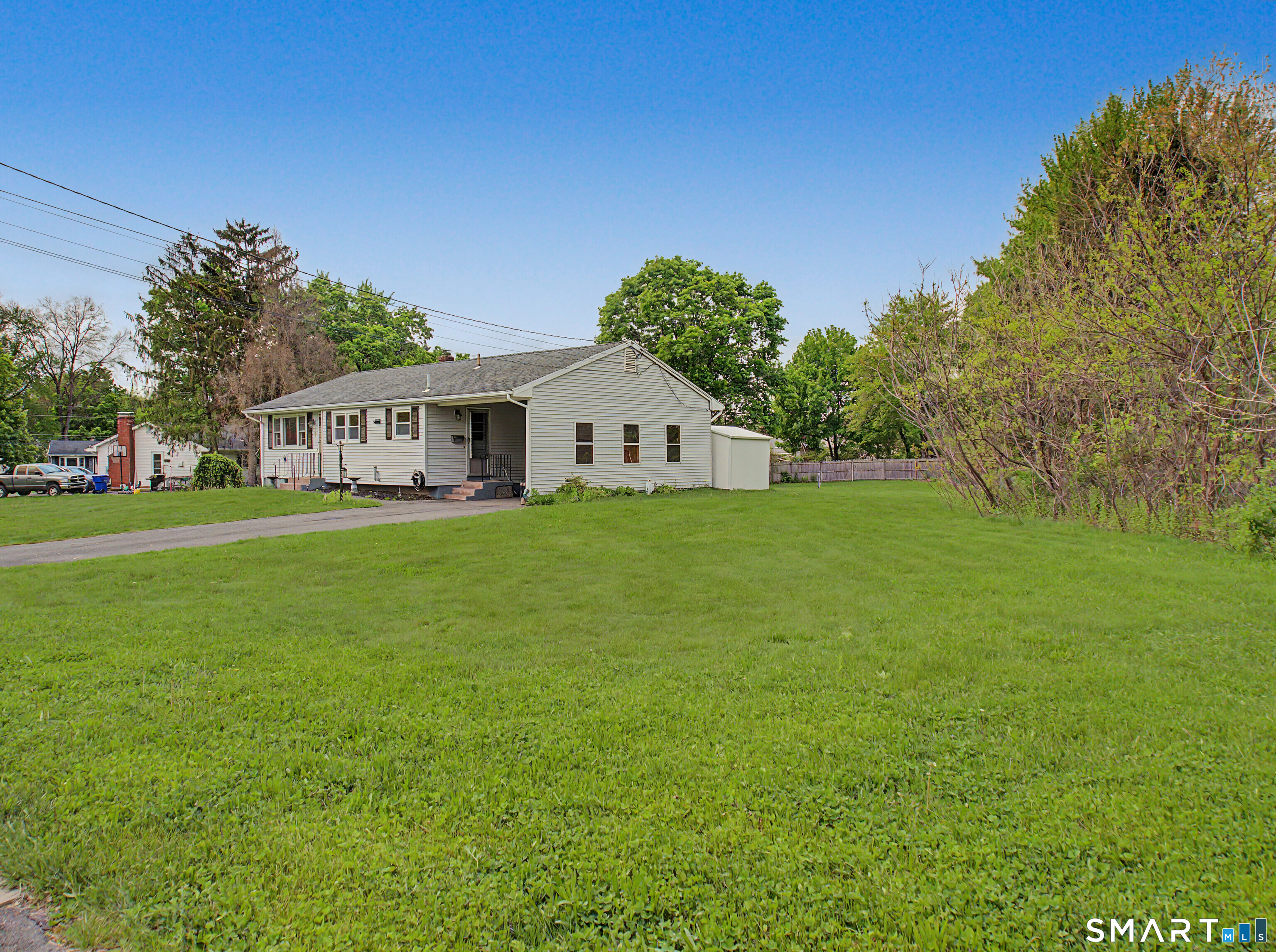 23 Raymond Road South Windsor, CT 06074 - Photo 28 of 37
