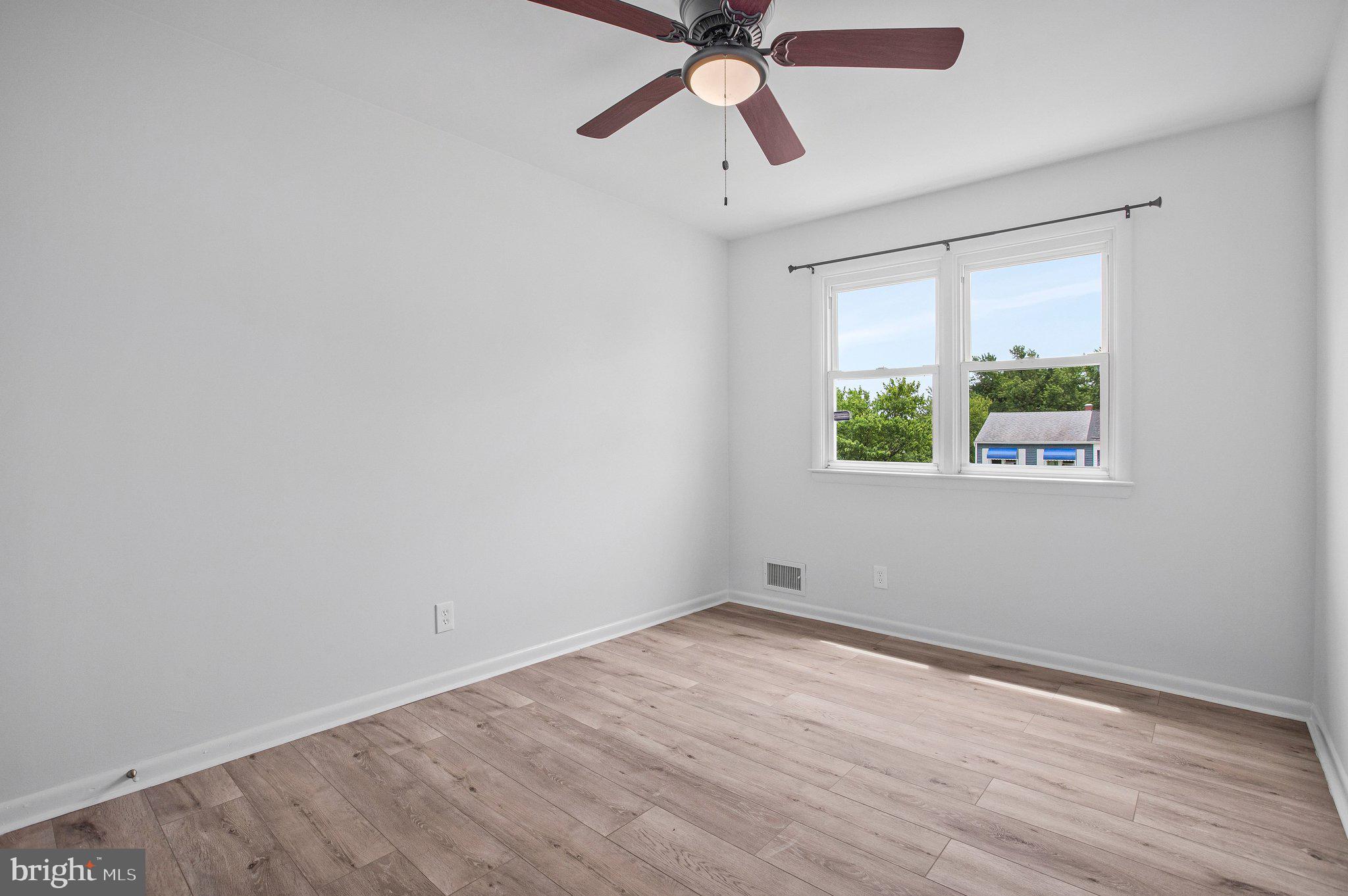 7144 Bexhill Road Baltimore, MD 21244 - Photo 23 of 31