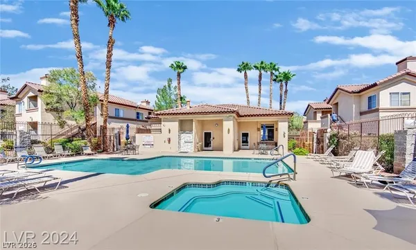 $2,795 | 8501 West University Avenue, Unit 2077, Las Vegas, NV 89147