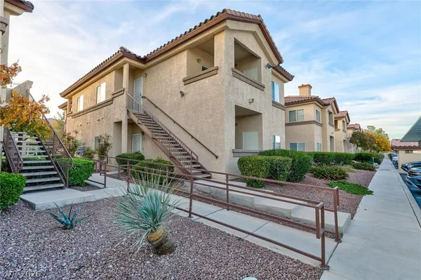 $2,795 | 8501 West University Avenue, Unit 2077, Las Vegas, NV 89147