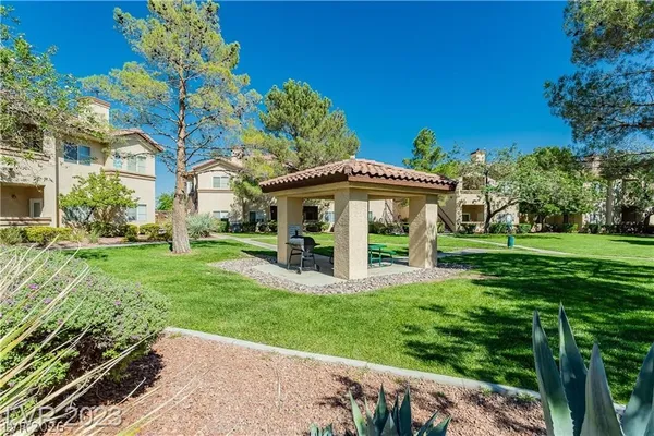 $2,795 | 8501 West University Avenue, Unit 2077, Las Vegas, NV 89147