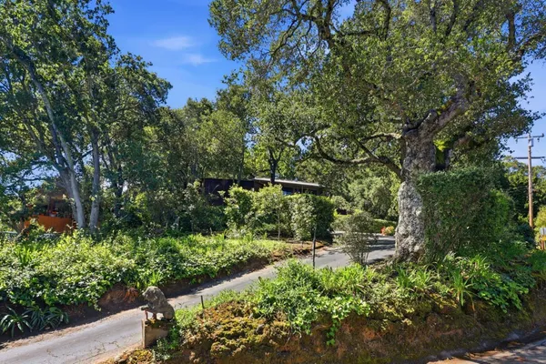 $1,849,000 | 9 Russell Avenue, Portola Valley, CA 94028