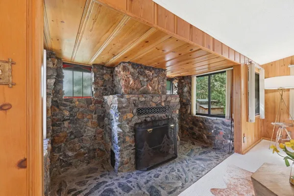 $1,849,000 | 9 Russell Avenue, Portola Valley, CA 94028
