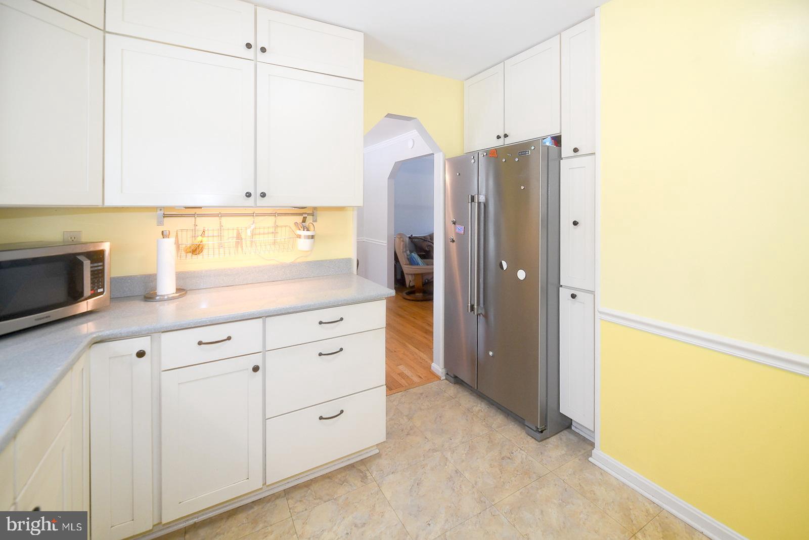 8555 Ridge Court Waldorf, MD 20603 - Photo 12 of 39 Bright and inviting kitchen with modern touches.