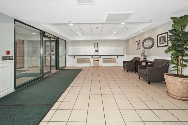 $2,700 | 123 Mamaroneck Avenue, Unit 218, Mamaroneck, NY 10543