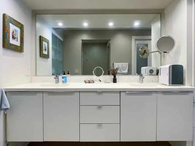 $2,500 | 601 North Segoe Road, Unit 404, Madison, WI 53705