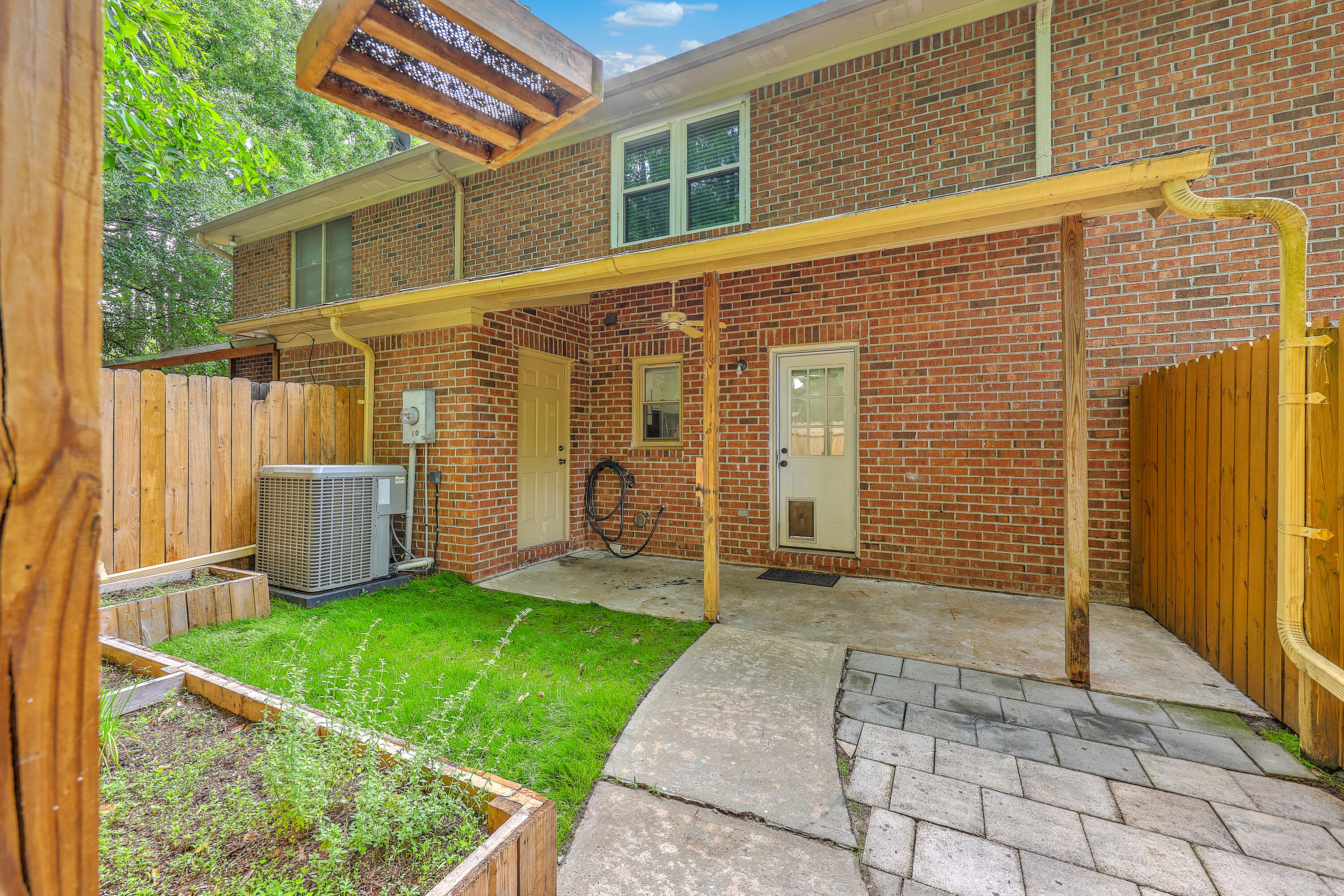 302 Springview Lane, Unit 10 Summerville, SC 29485 - Photo 25 of 30 ZYN_0734_35_36_37_38_39_40