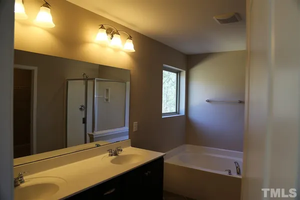 $3,150 | 609 Poplar Street, Durham, NC 27703