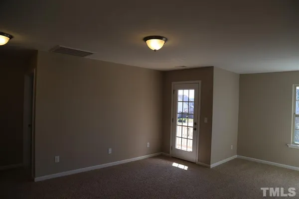 $3,150 | 609 Poplar Street, Durham, NC 27703