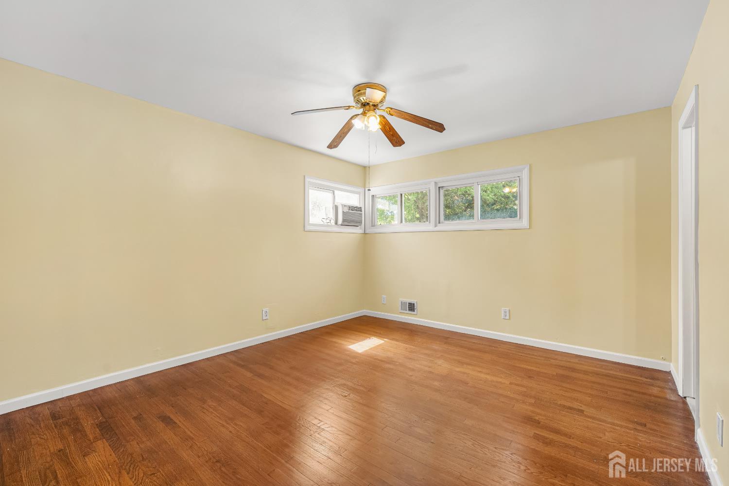 34 Princeton Road Old Bridge, NJ 08859 - Photo 20 of 43