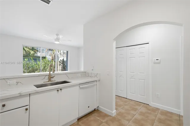 $435,000 | 3914 Southwest 157th Avenue, Unit 227, Miramar, FL 33027