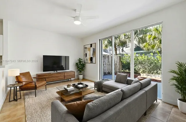 $435,000 | 3914 Southwest 157th Avenue, Unit 227, Miramar, FL 33027