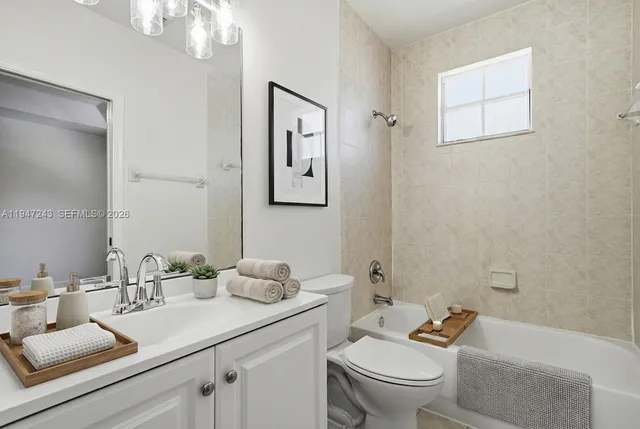 $435,000 | 3914 Southwest 157th Avenue, Unit 227, Miramar, FL 33027