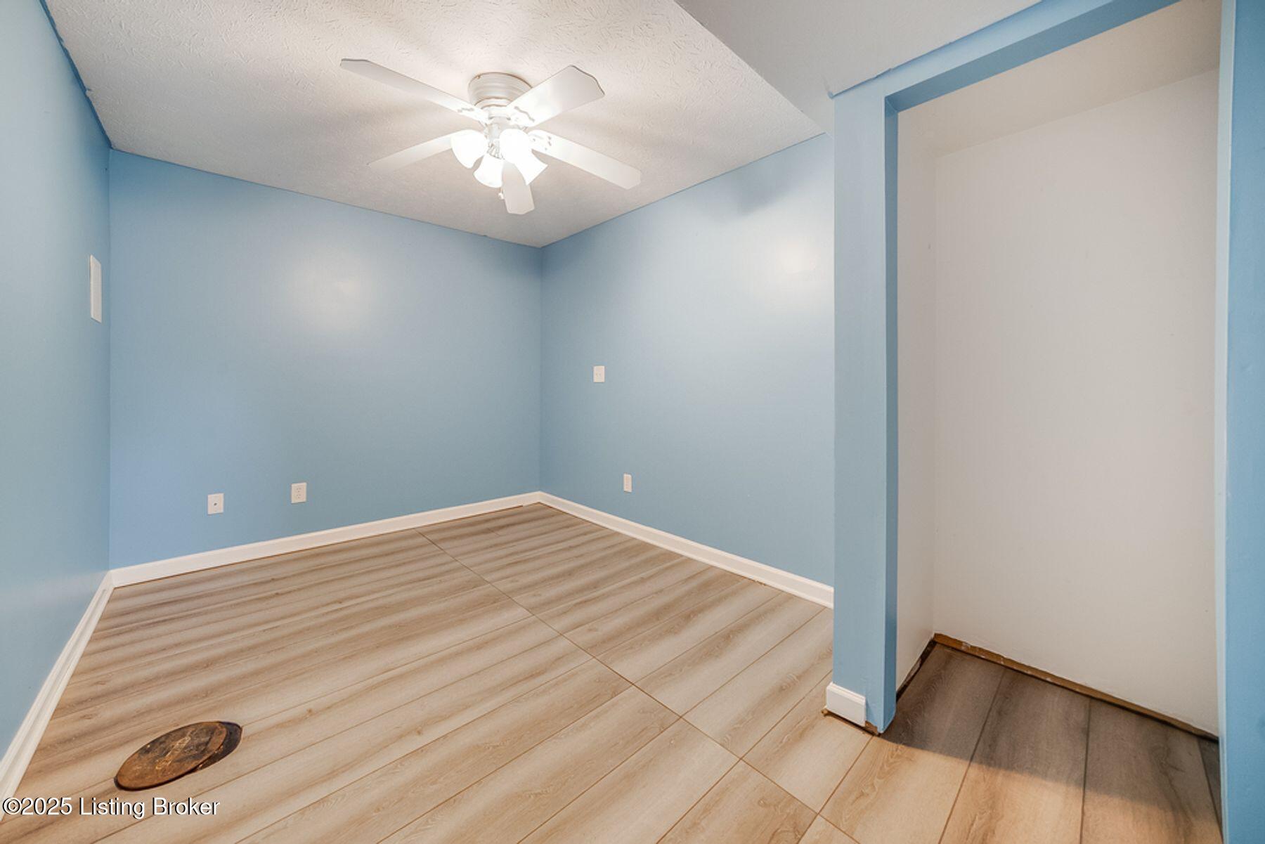 140 Portobello Road Radcliff, KY 40160 - Photo 41 of 68 photo_online_042