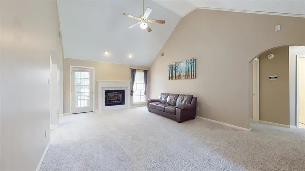 $2,750 | 195 Cross Point Drive, Collierville, TN 38017