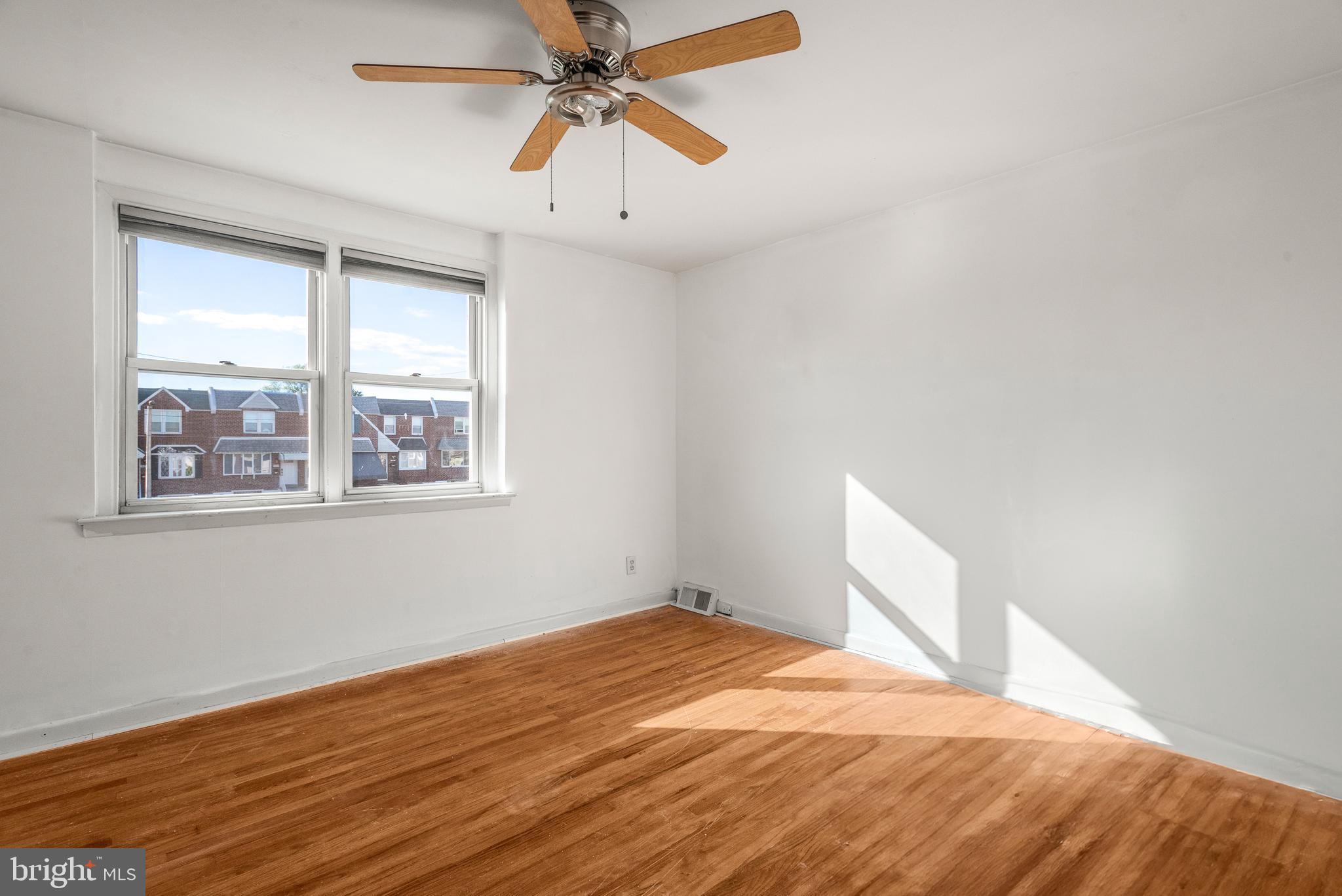 8601 Jackson Street Philadelphia, PA 19136 - Photo 16 of 33 a bedroom with a bed and a window