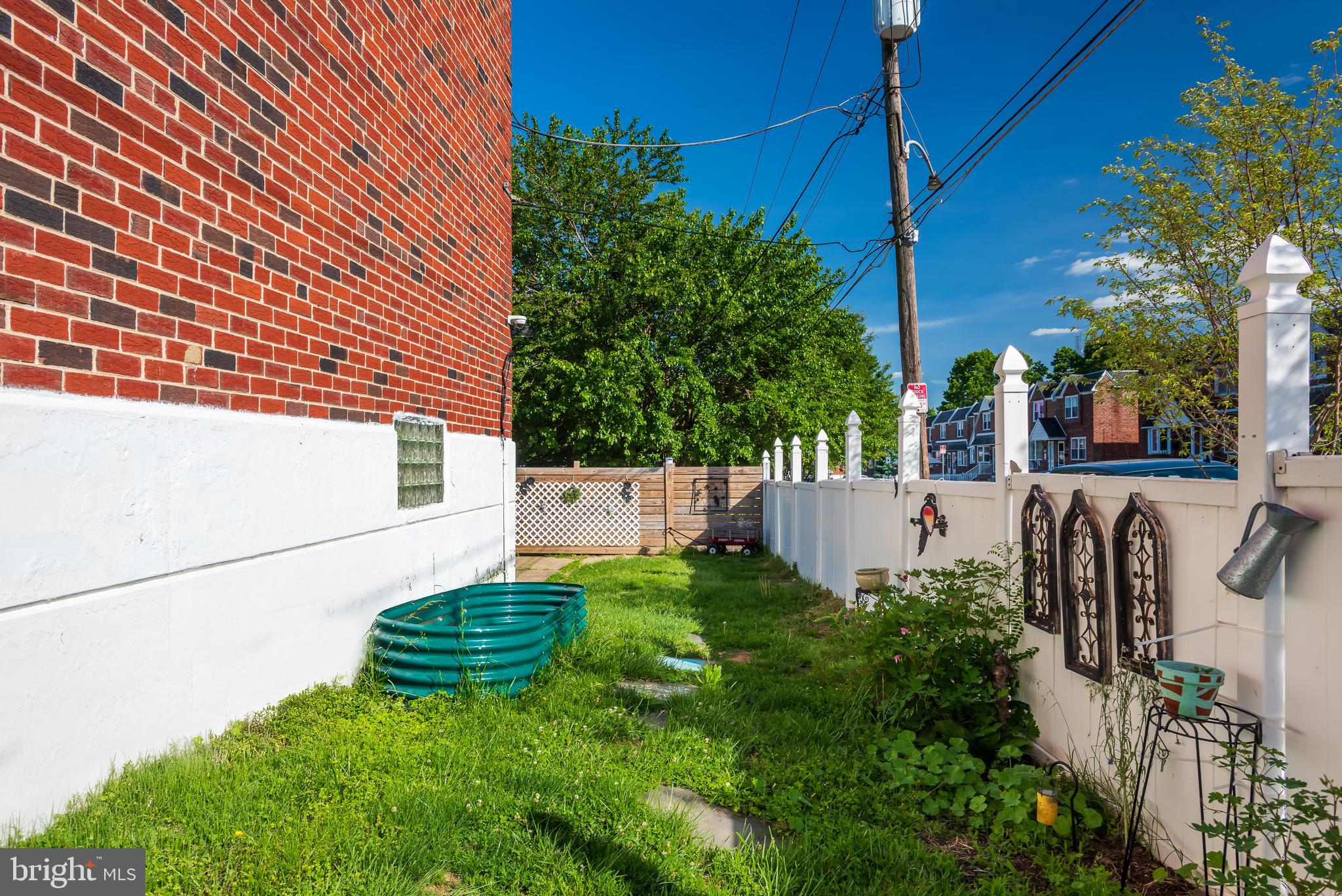 8601 Jackson Street Philadelphia, PA 19136 - Photo 27 of 33 a view of an house with backyard space and garden