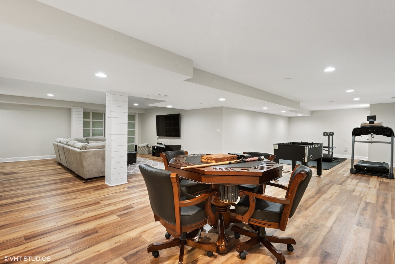 601 Partridge Drive West Chicago, IL 60185 - Photo 32 of 39 a view of a dining room with furniture and wooden floor
