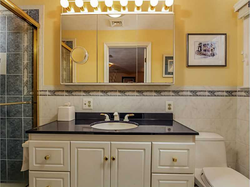74 Charles Harpin Road Scituate, RI 02825 - Photo 15 of 25 Master Bath/Spa.