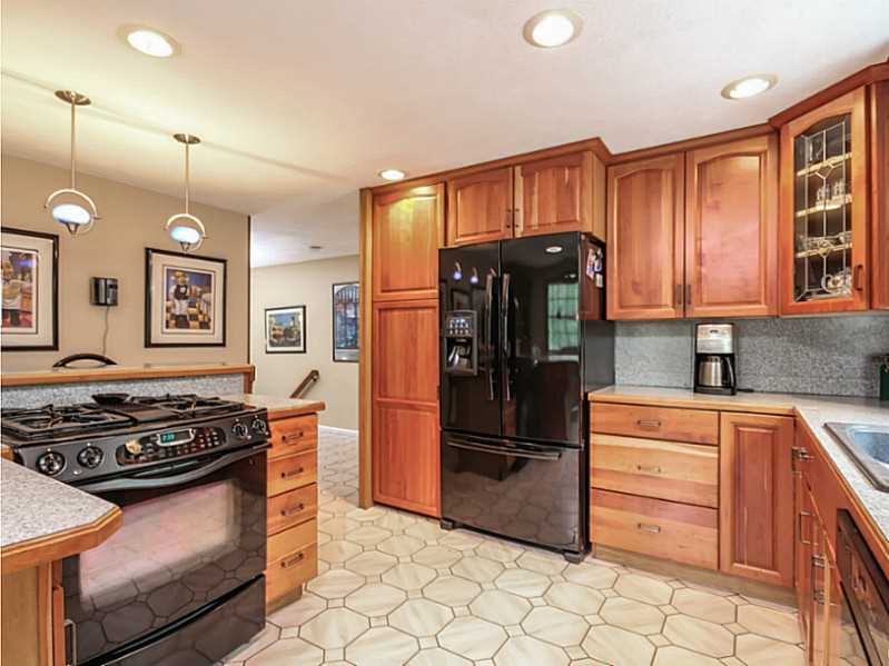 74 Charles Harpin Road Scituate, RI 02825 - Photo 10 of 25 Kitchen.