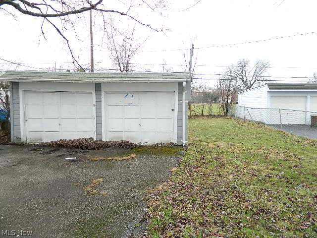 3878 Silsby Road Cleveland, OH 44118 - Photo 3 of 12 Gallery Image 3