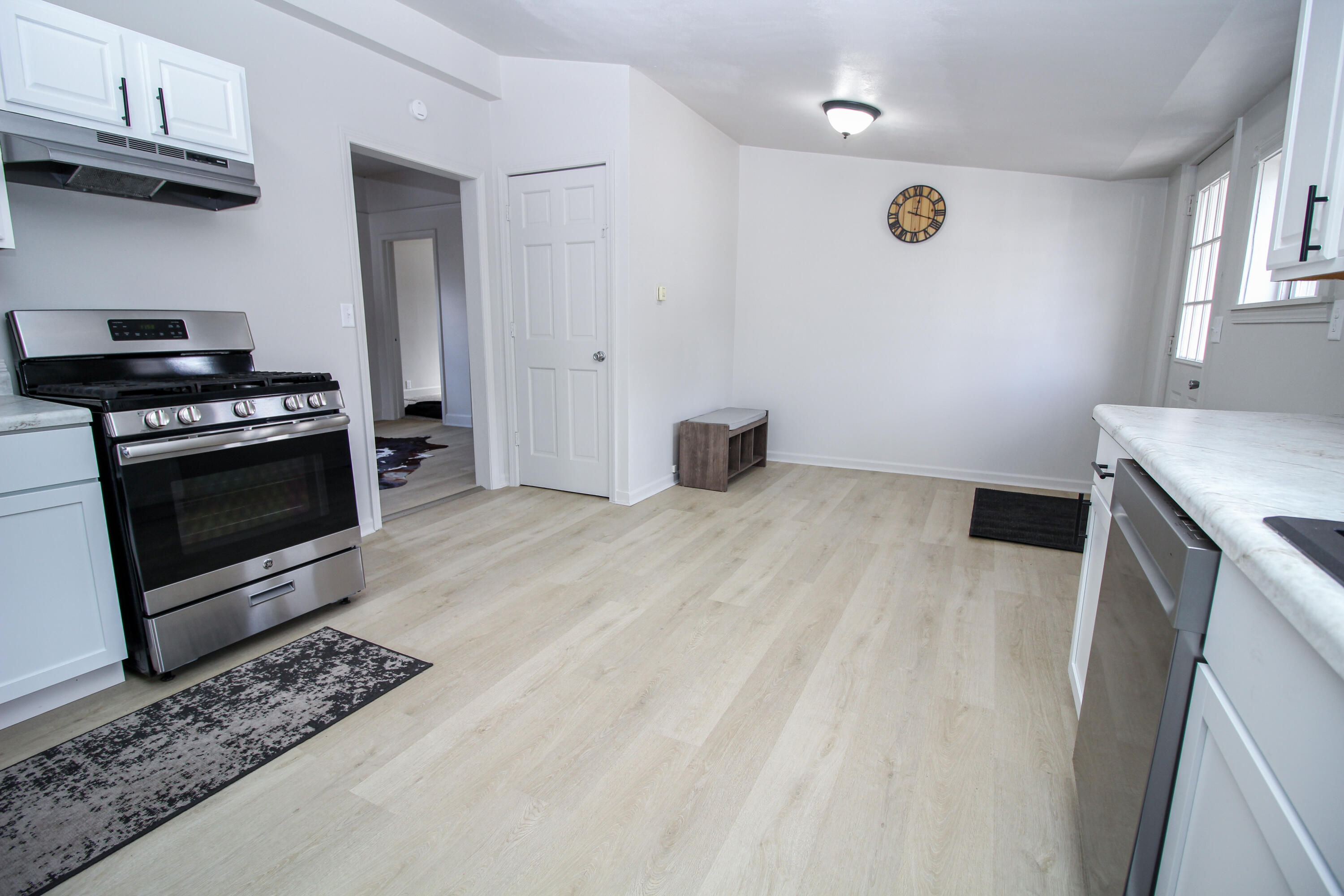 316 West Delaware Street Decatur, MI 49045 - Photo 16 of 33 Delaware-27