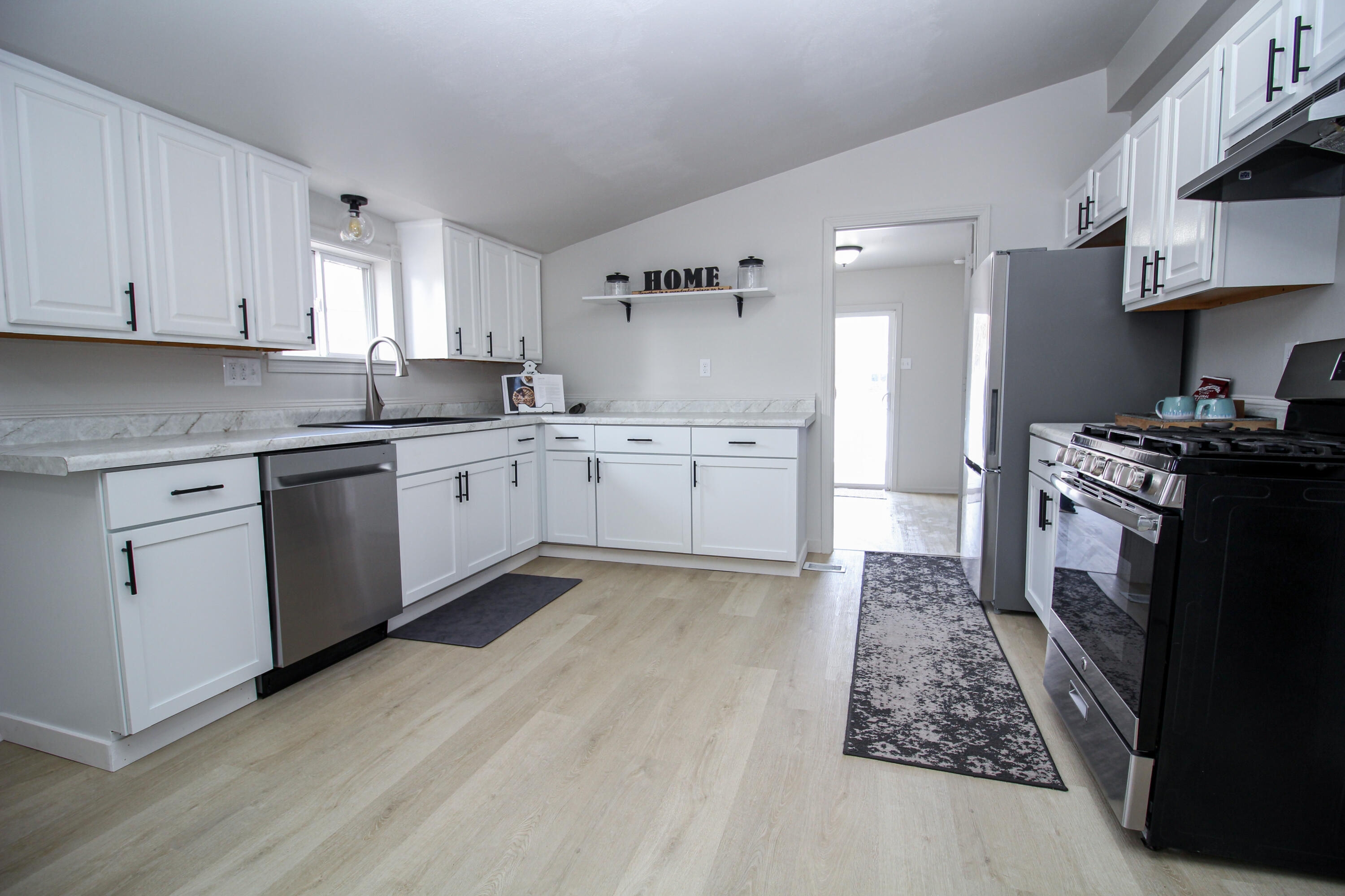 316 West Delaware Street Decatur, MI 49045 - Photo 17 of 33 Delaware-24