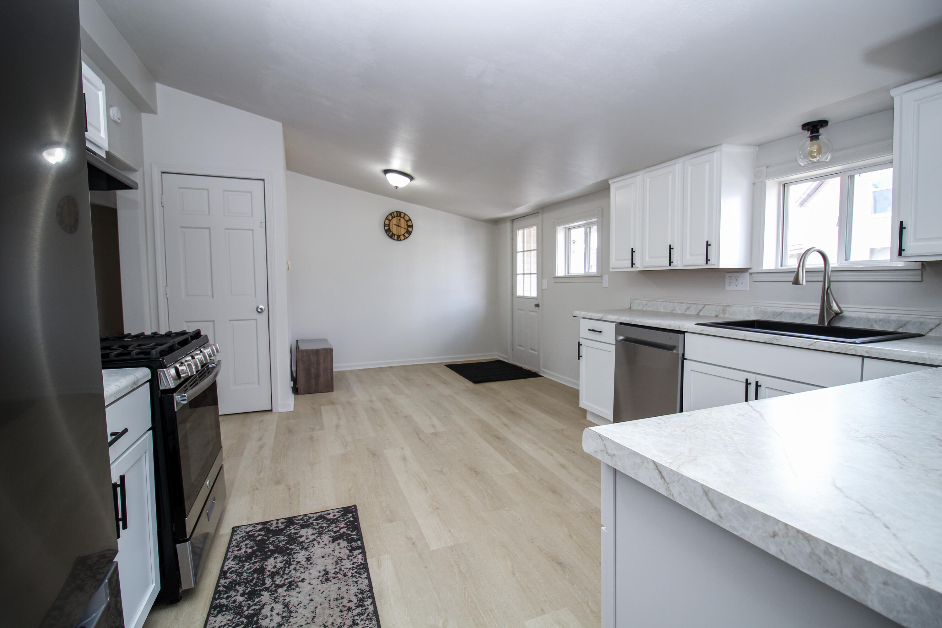 316 West Delaware Street Decatur, MI 49045 - Photo 19 of 33 Delaware-28