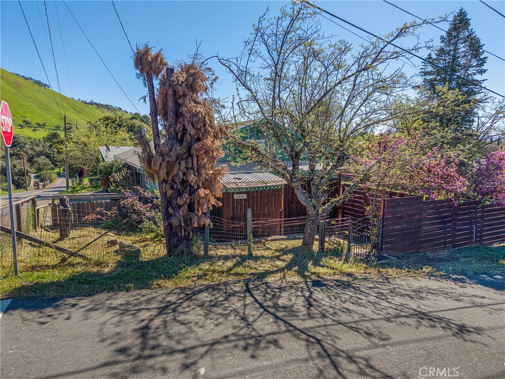 3206 4th Street Clearlake, CA 95422 - Photo 7 of 61