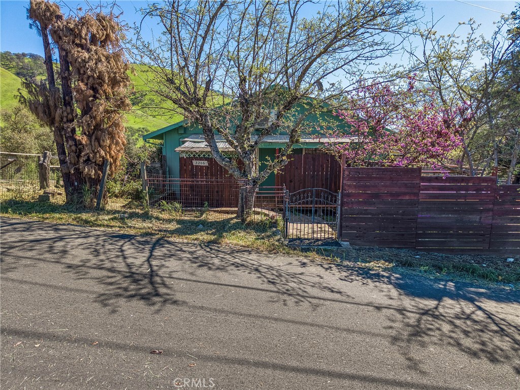 3206 4th Street Clearlake, CA 95422 - Photo 8 of 61