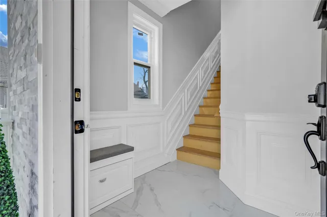 a view of entryway and hall