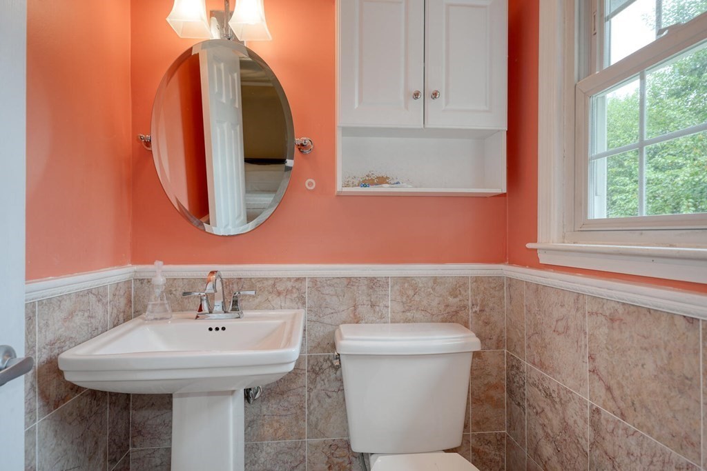 6 4 Bridges Road Hudson, MA 01749 - Photo 13 of 41 Gallery Image 13