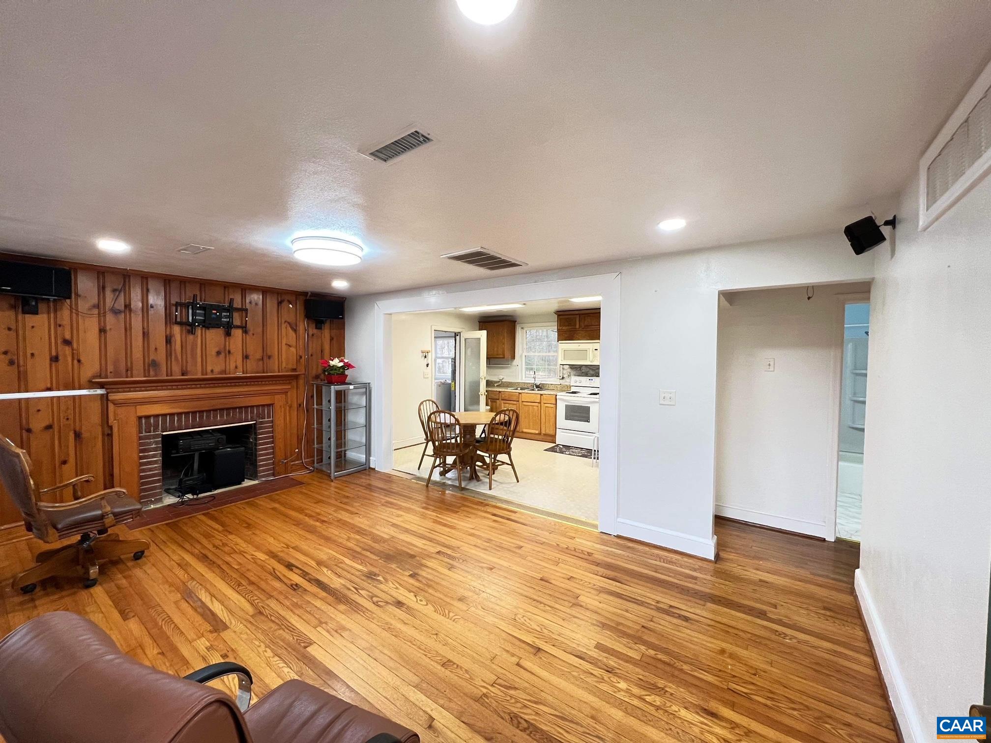 3784 Zion Road Troy, VA 22974 - Photo 3 of 7 Gallery Image 3