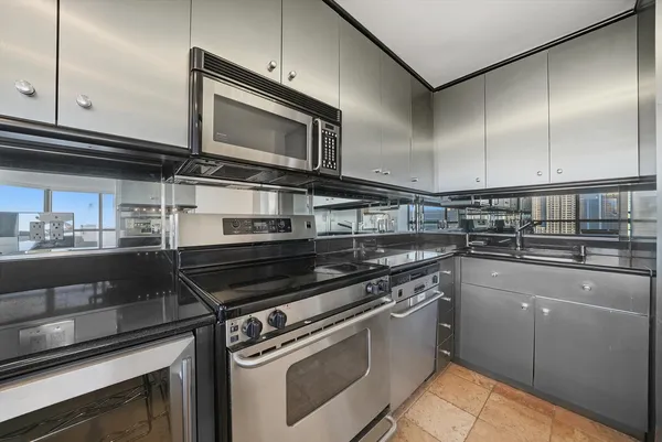$4,000 | 405 North Wabash Avenue, Unit 3803, Chicago, IL 60611