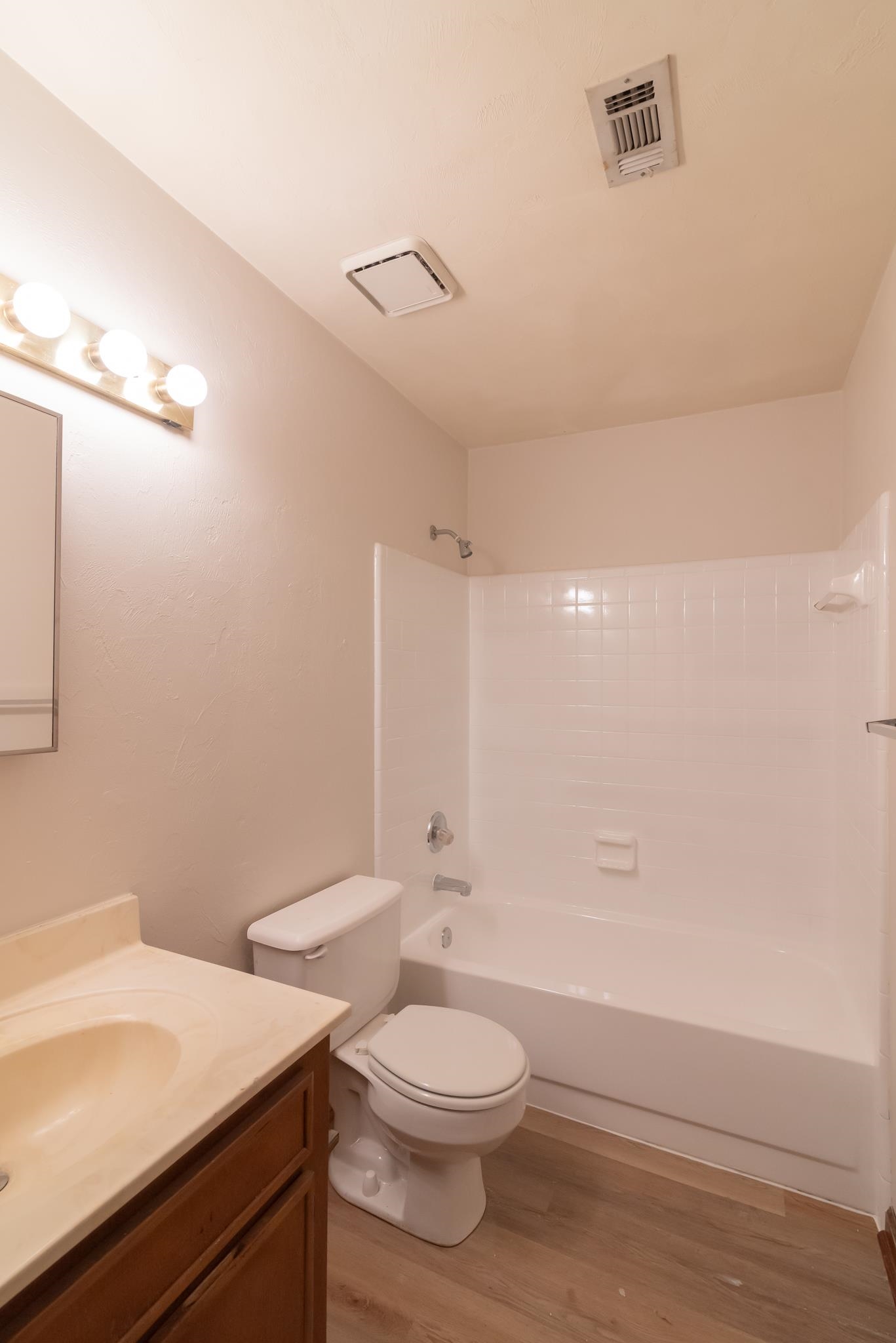 1145 Ocala Road Tallahassee, FL 32304 - Photo 12 of 27 Gallery Image 12