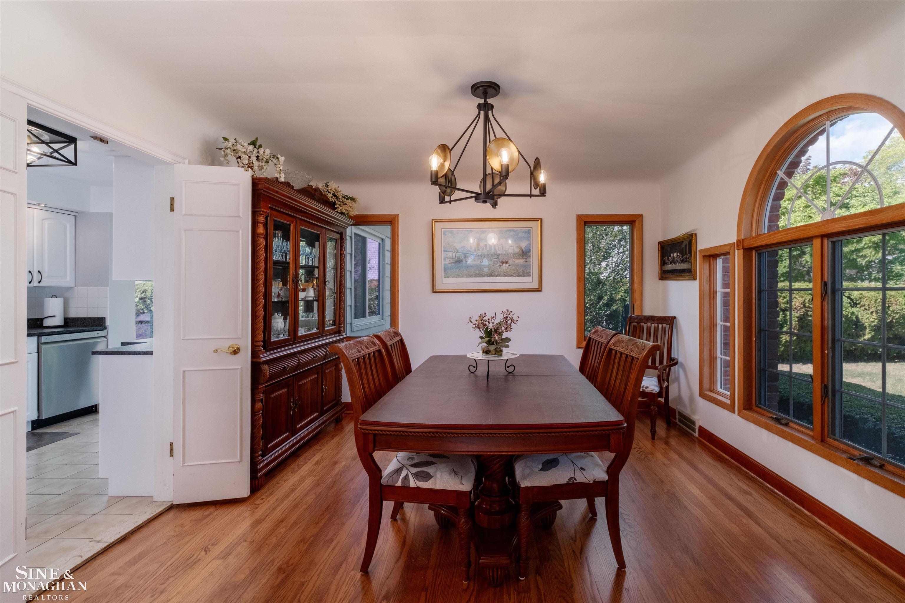 153 Ridgemont Road Grosse Pointe Farms, MI 48236 - Photo 19 of 56
