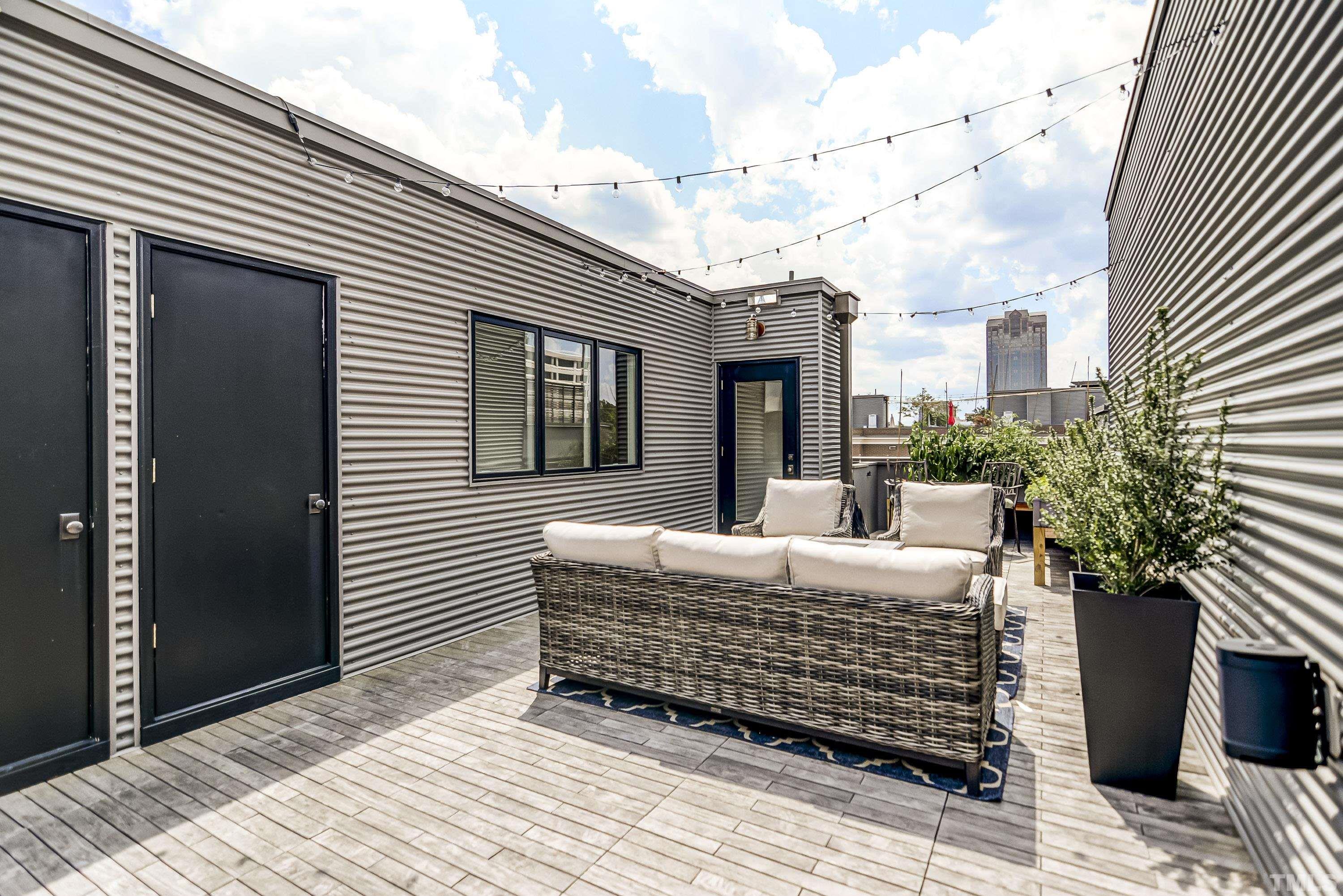 118 South East Street Raleigh, NC 27601 - Photo 35 of 40 a view of outdoor space