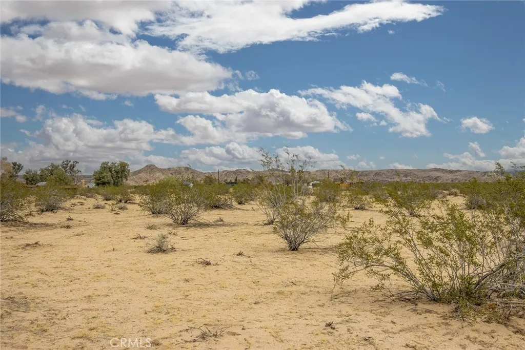 0 4th Street South Joshua Tree, CA 92252 - Photo 14 of 16 a view of beach and ocean