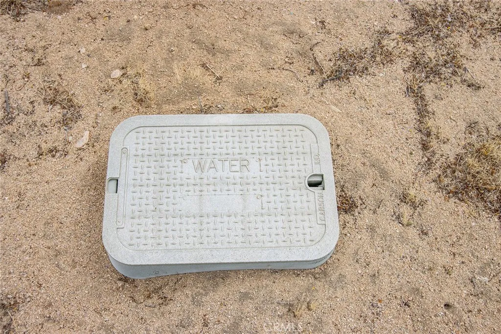 0 4th Street South Joshua Tree, CA 92252 - Photo 16 of 16 a view of wooden floor