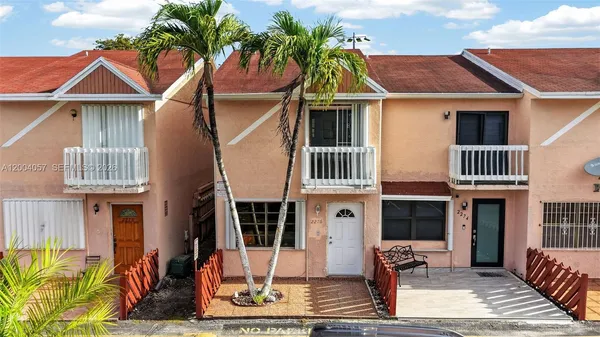 $299,900 | 2276 West 56th Street, Unit 109, Hialeah, FL 33016