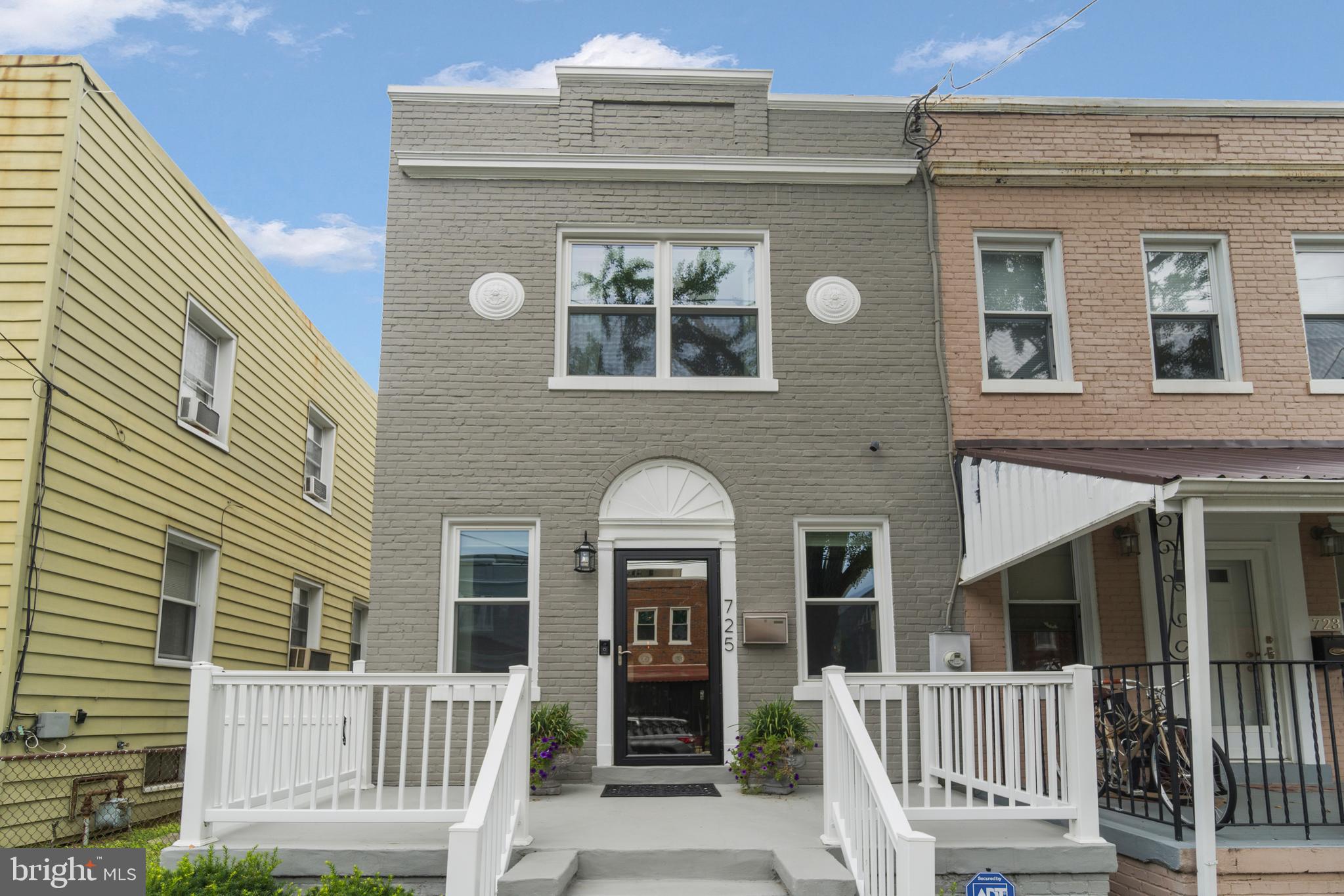 725 Roxboro Place Northwest Washington, DC 20011 - Photo 1 of 27 Gallery Image 1