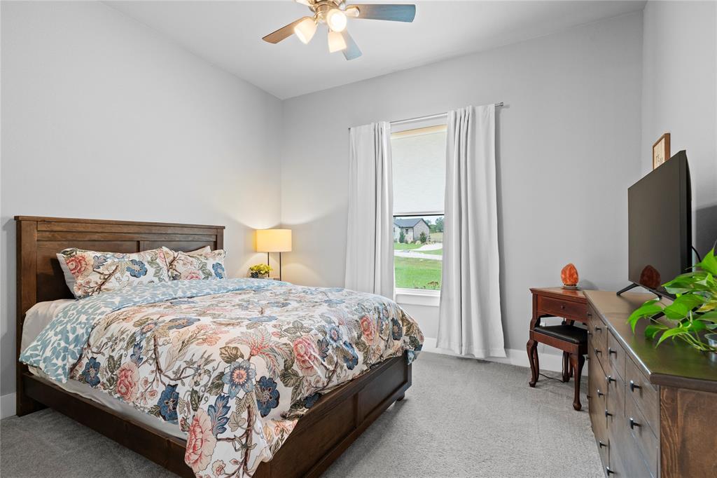 1024 Henry Way Springtown, TX 76082 - Photo 18 of 29 Bedroom En-suite