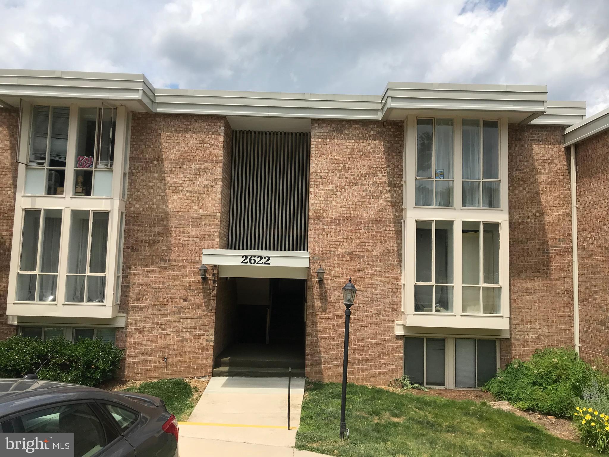 2622 Fort Farnsworth Road, Unit 216 Alexandria, VA 22303 - Photo 3 of 54 Gallery Image 3