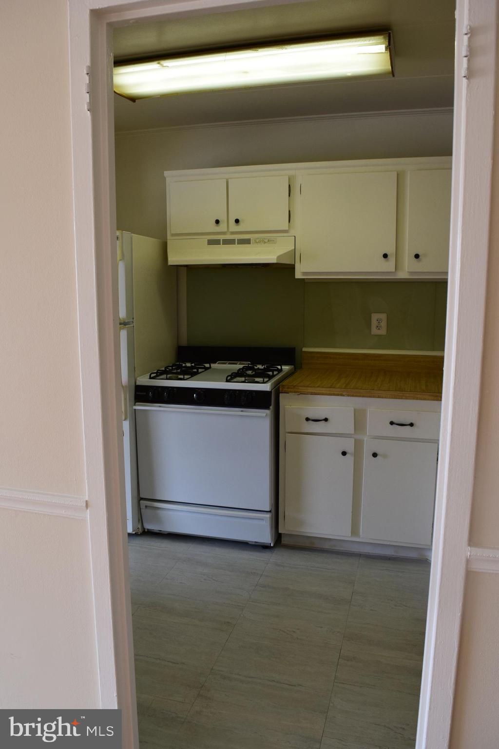 2622 Fort Farnsworth Road, Unit 216 Alexandria, VA 22303 - Photo 28 of 54 Gallery Image 28