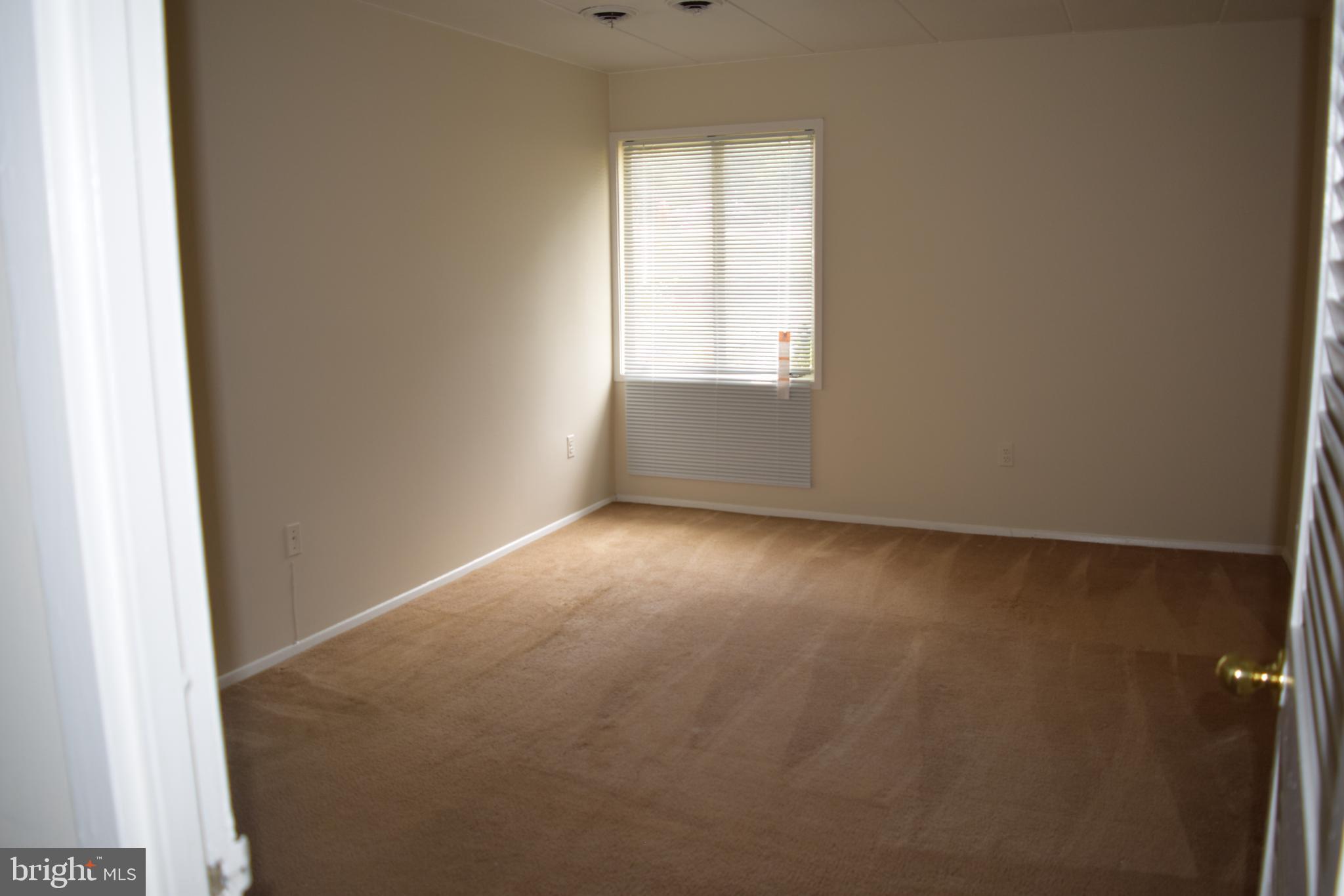 2622 Fort Farnsworth Road, Unit 216 Alexandria, VA 22303 - Photo 43 of 54 Gallery Image 43
