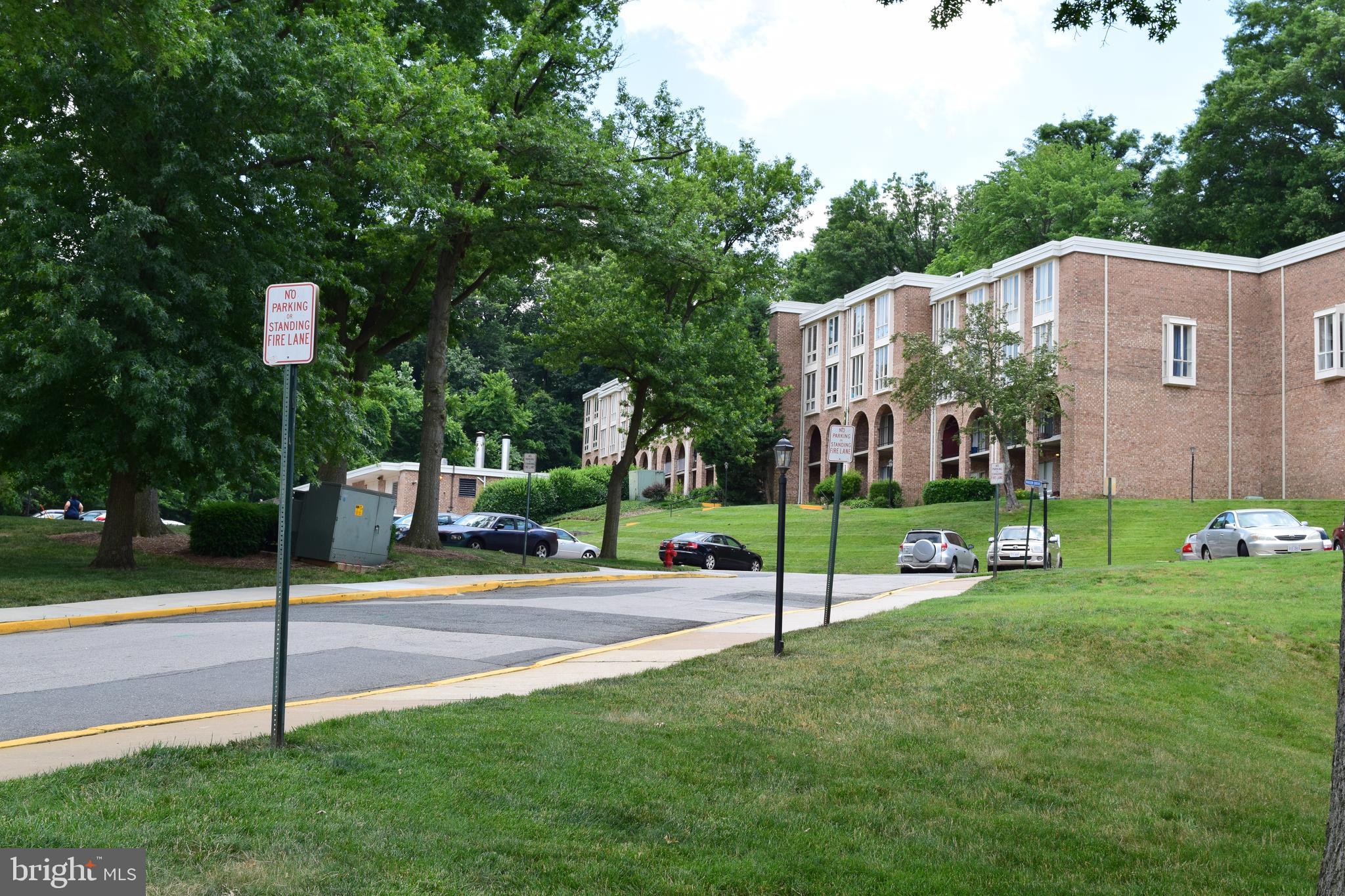 2622 Fort Farnsworth Road, Unit 216 Alexandria, VA 22303 - Photo 6 of 54 Gallery Image 6