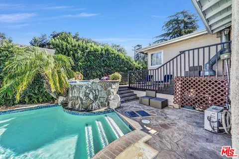 $1,195,000 | 10205 Fairgrove Avenue, Tujunga, CA 91042